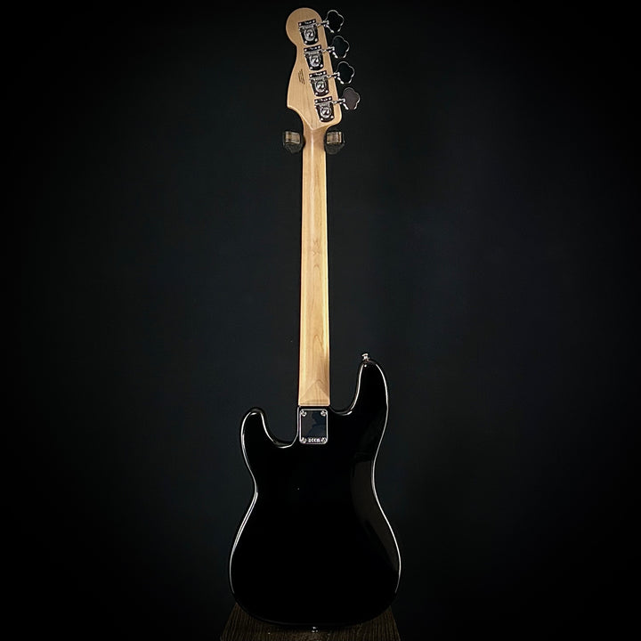 Fender Standard Precision Bass