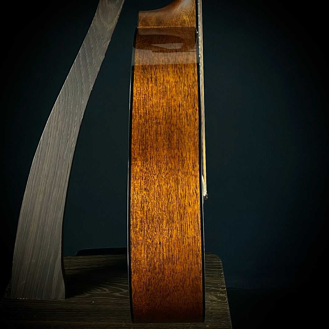 Martin D-18