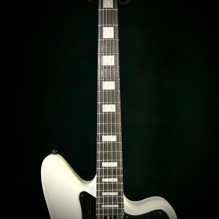 LTD XJ-HT Snow White