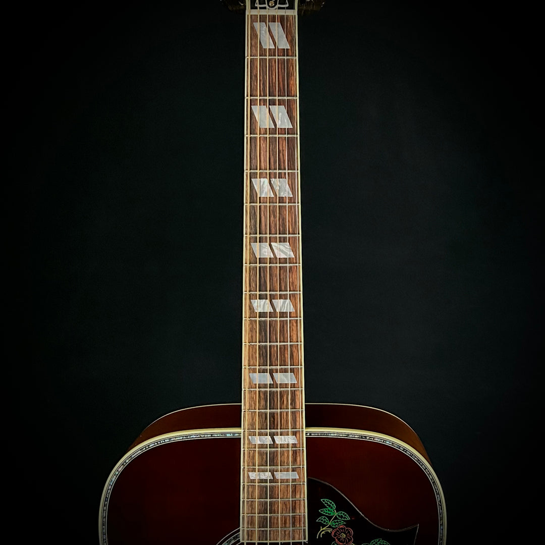 Gibson Dove Anniversary LTD - Cremona Burst