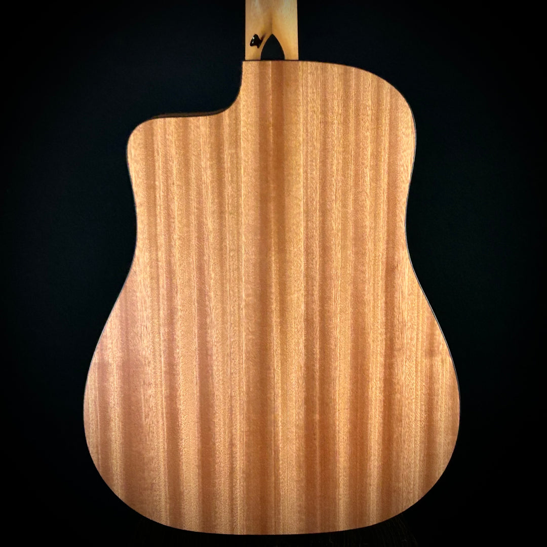 Taylor 150CE - Bajo Quinto