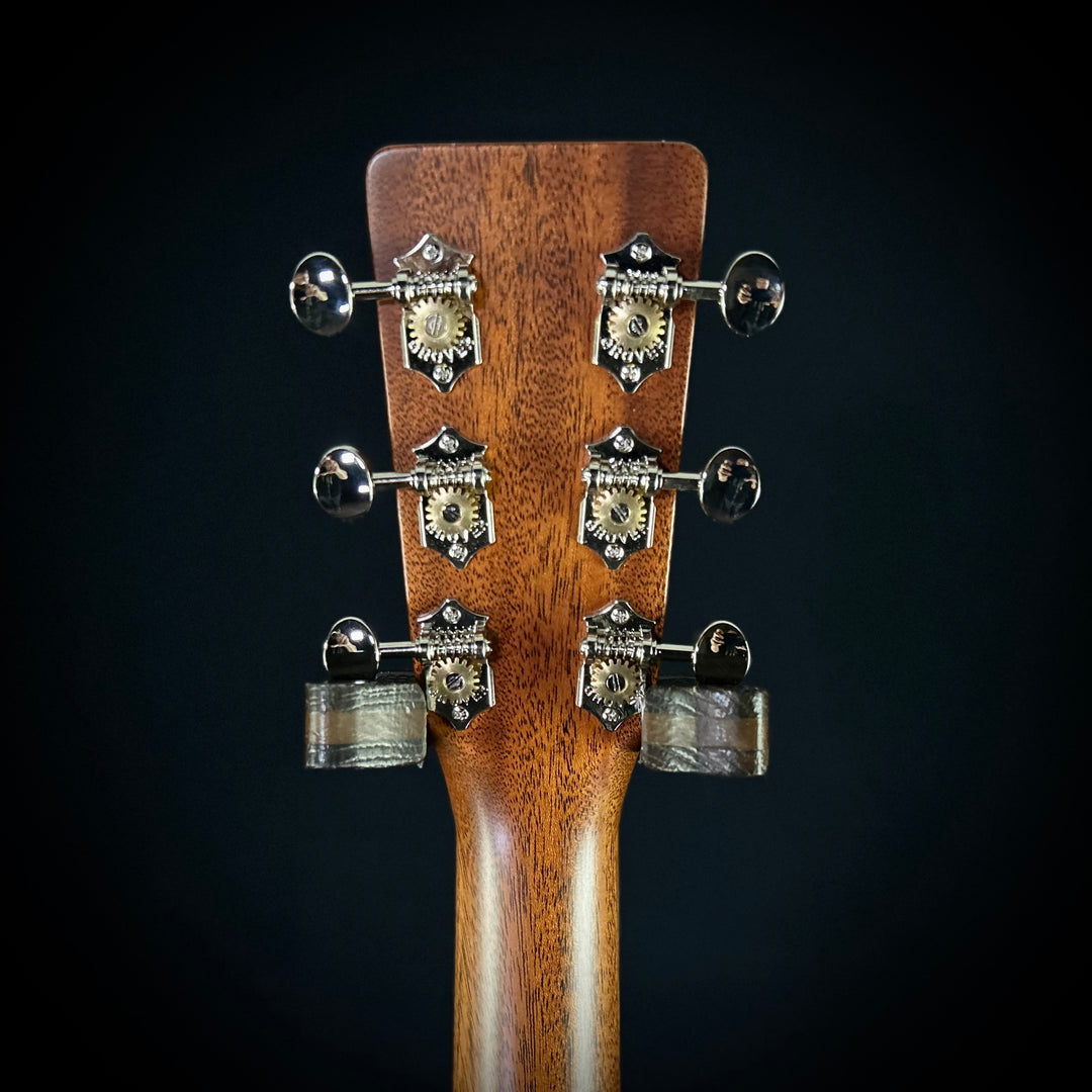 Martin D-18 Molly Tuttle