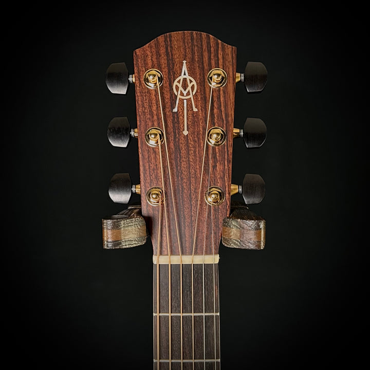 Yairi Masterworks OM FYM72