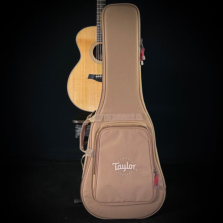 Taylor 414CE Studio - Special Edition