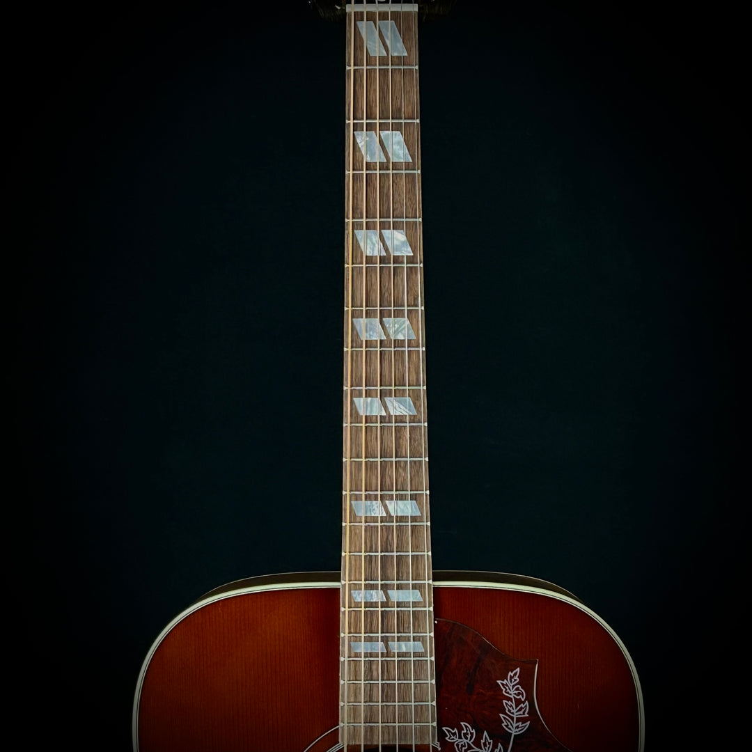 Hummingbird Studio Walnut - Gloss Top