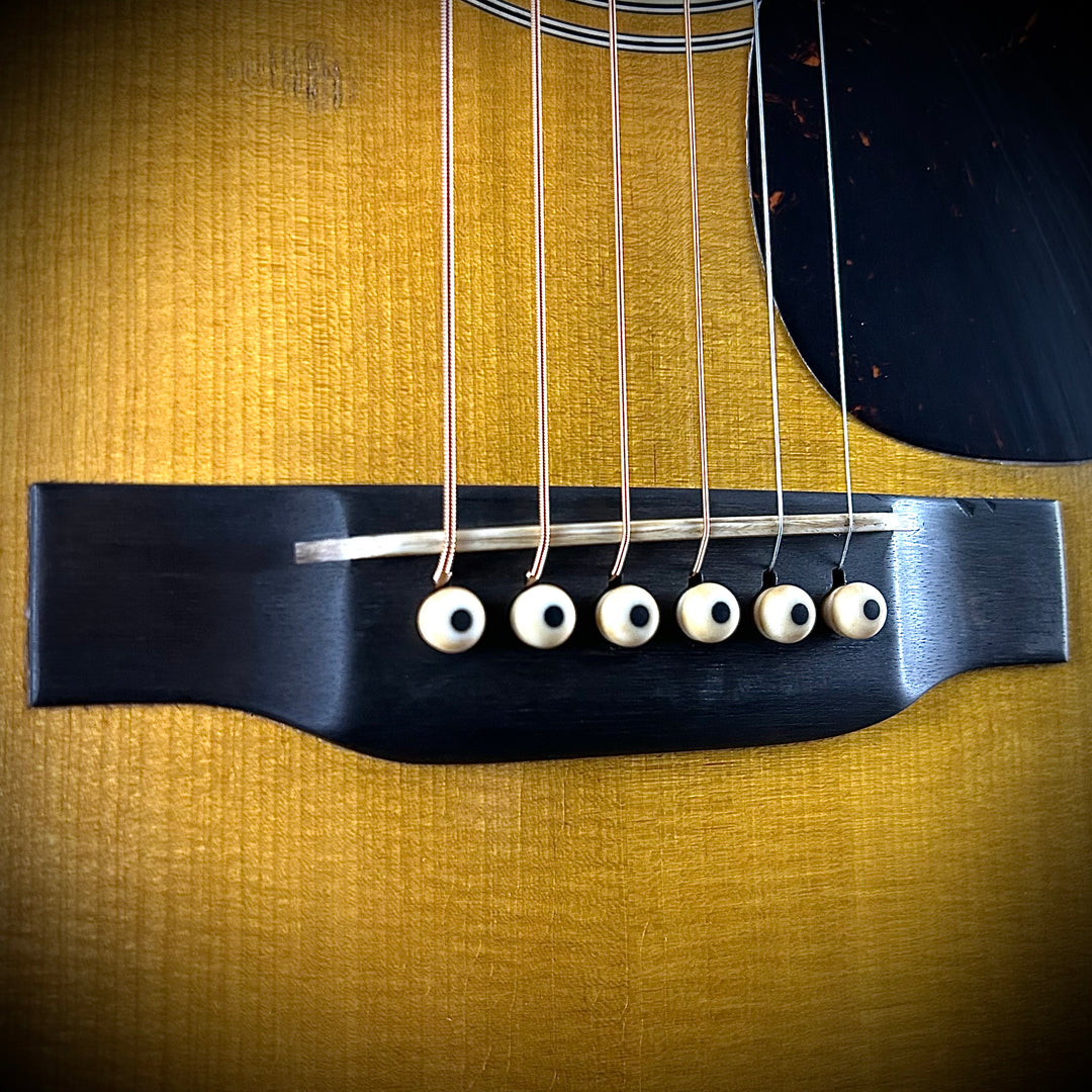 Martin D-28 Authentic 1937 Aged - Guatemalan Rosewood