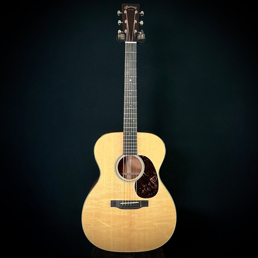 Martin 000-18 - New for 2025