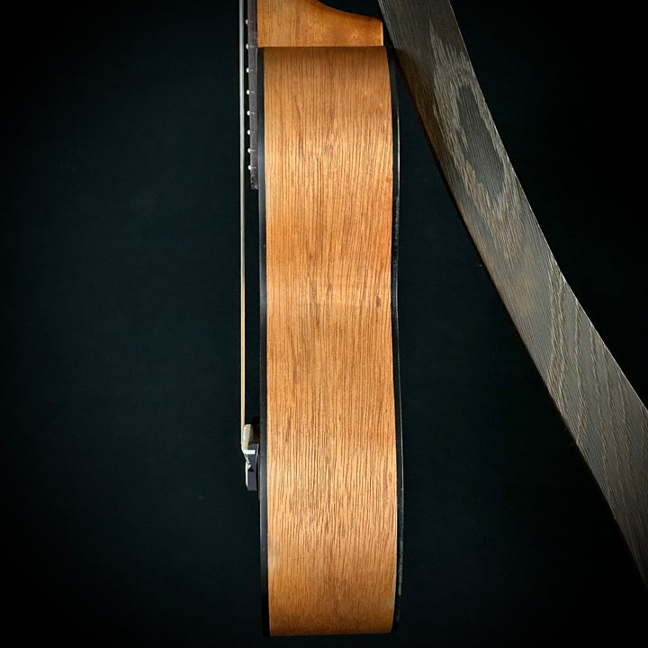 Yamaha GL1 Guitalele
