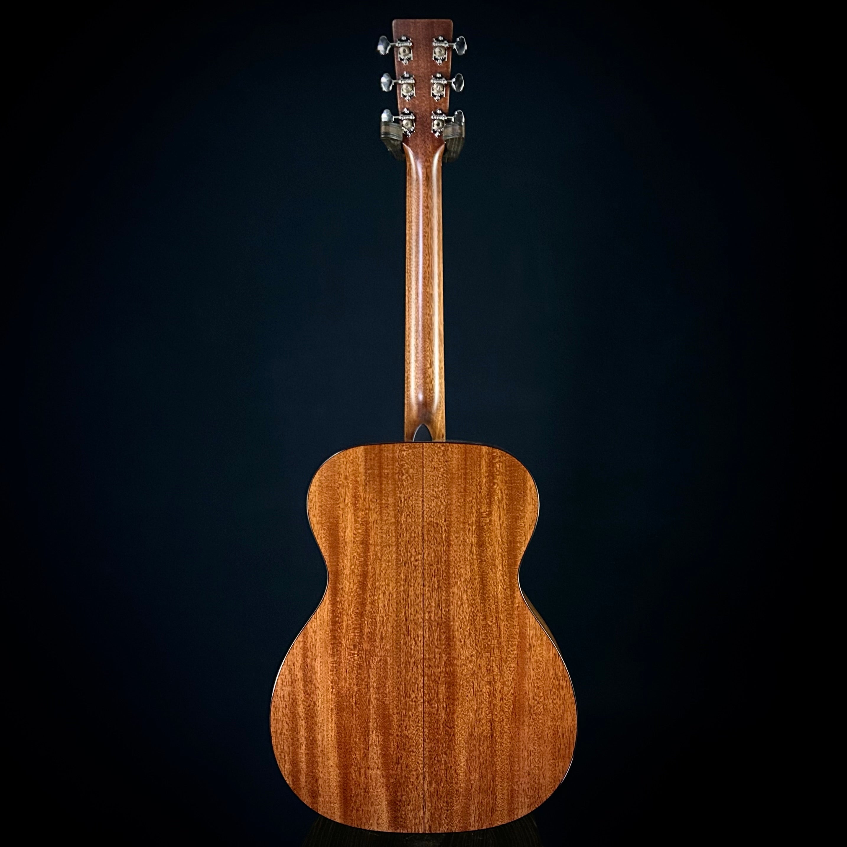 Martin 000-18 – Music Villa MT