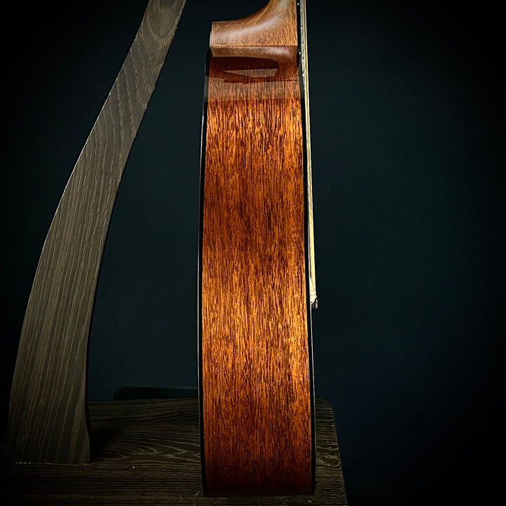 Martin D-18