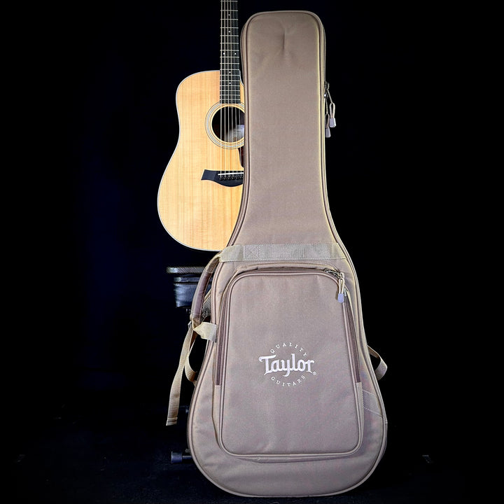 Taylor 210CE