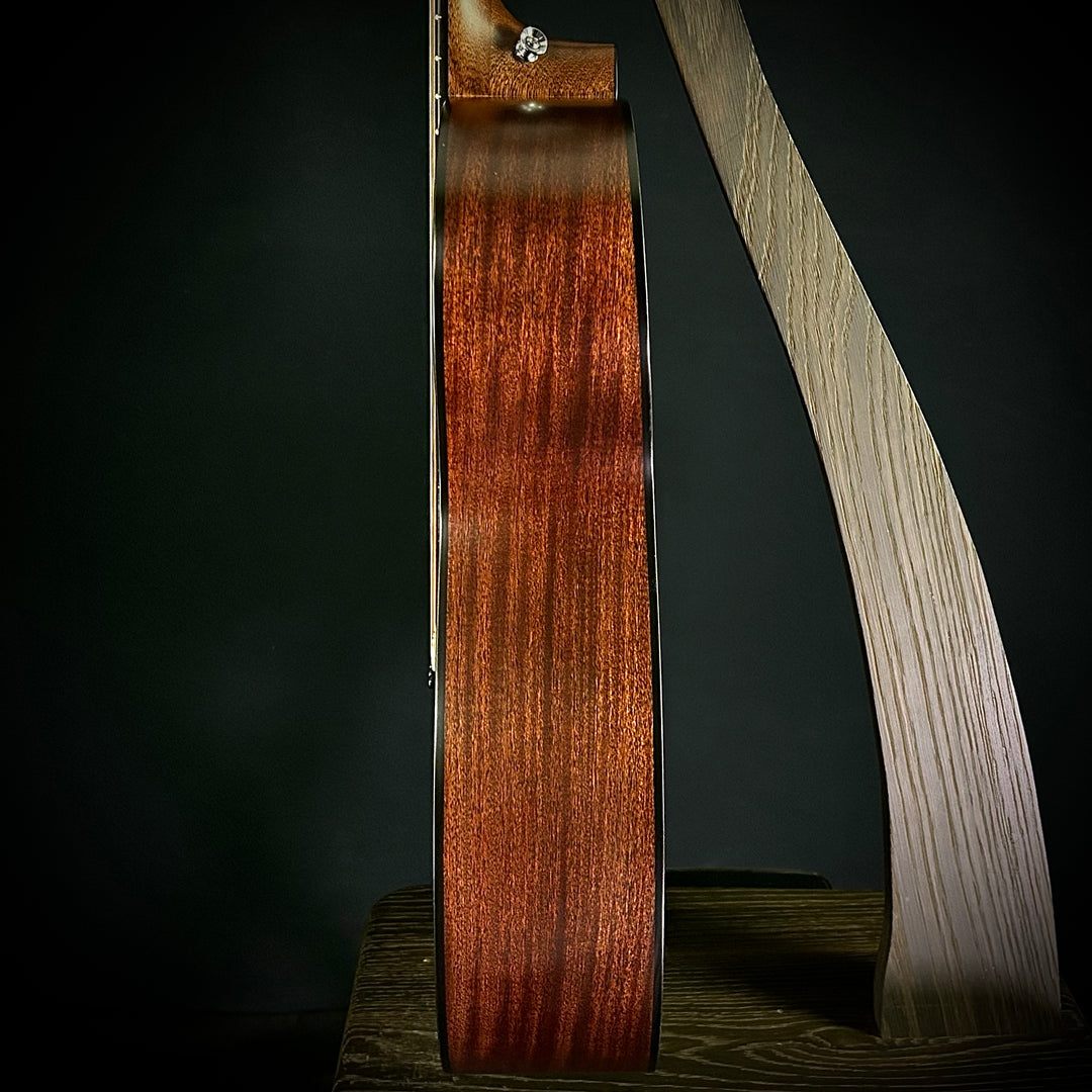 Martin 00-10E Retro - Joe Bonamassa
