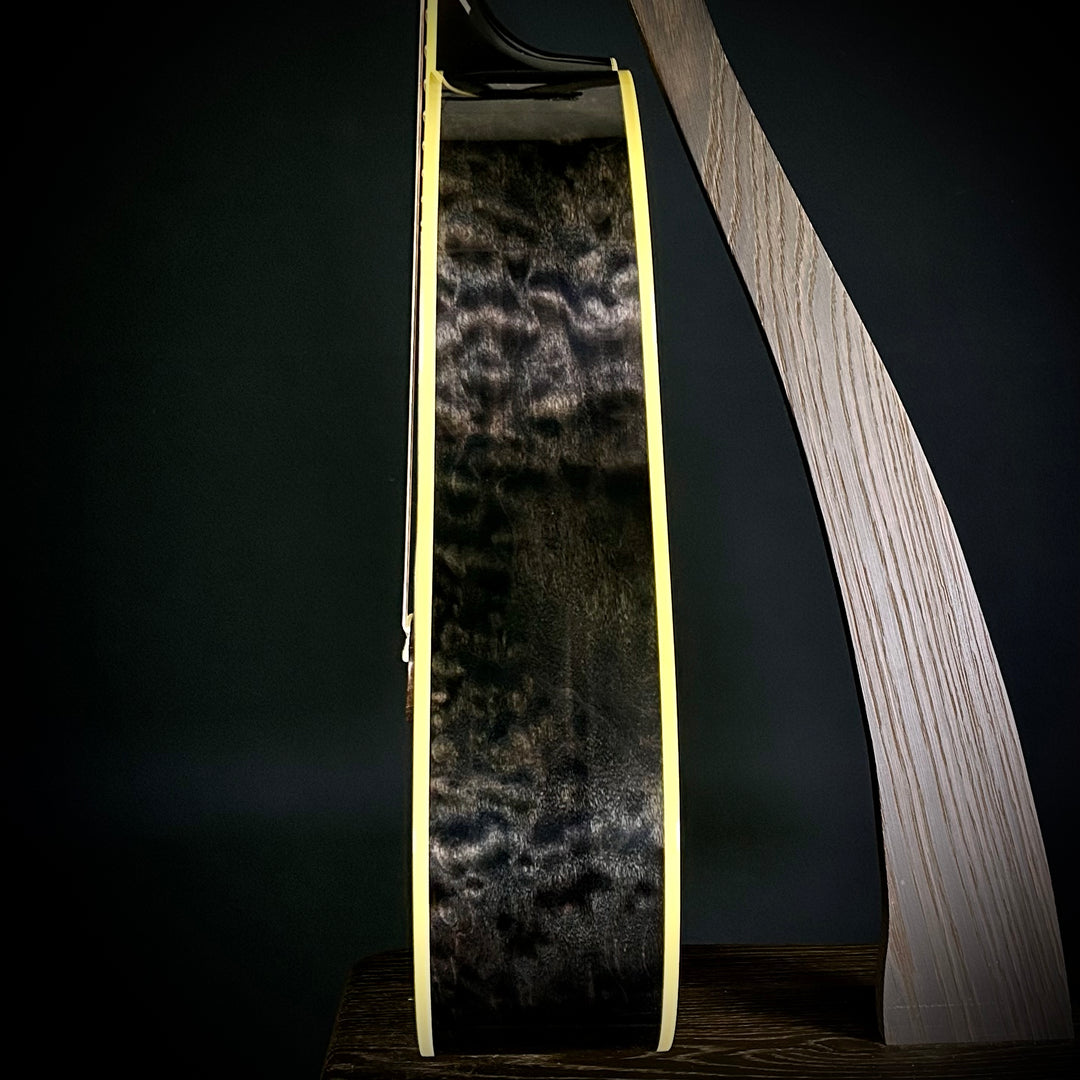 Gibson Dove Quilt Double Pickguard - Trans Ebony