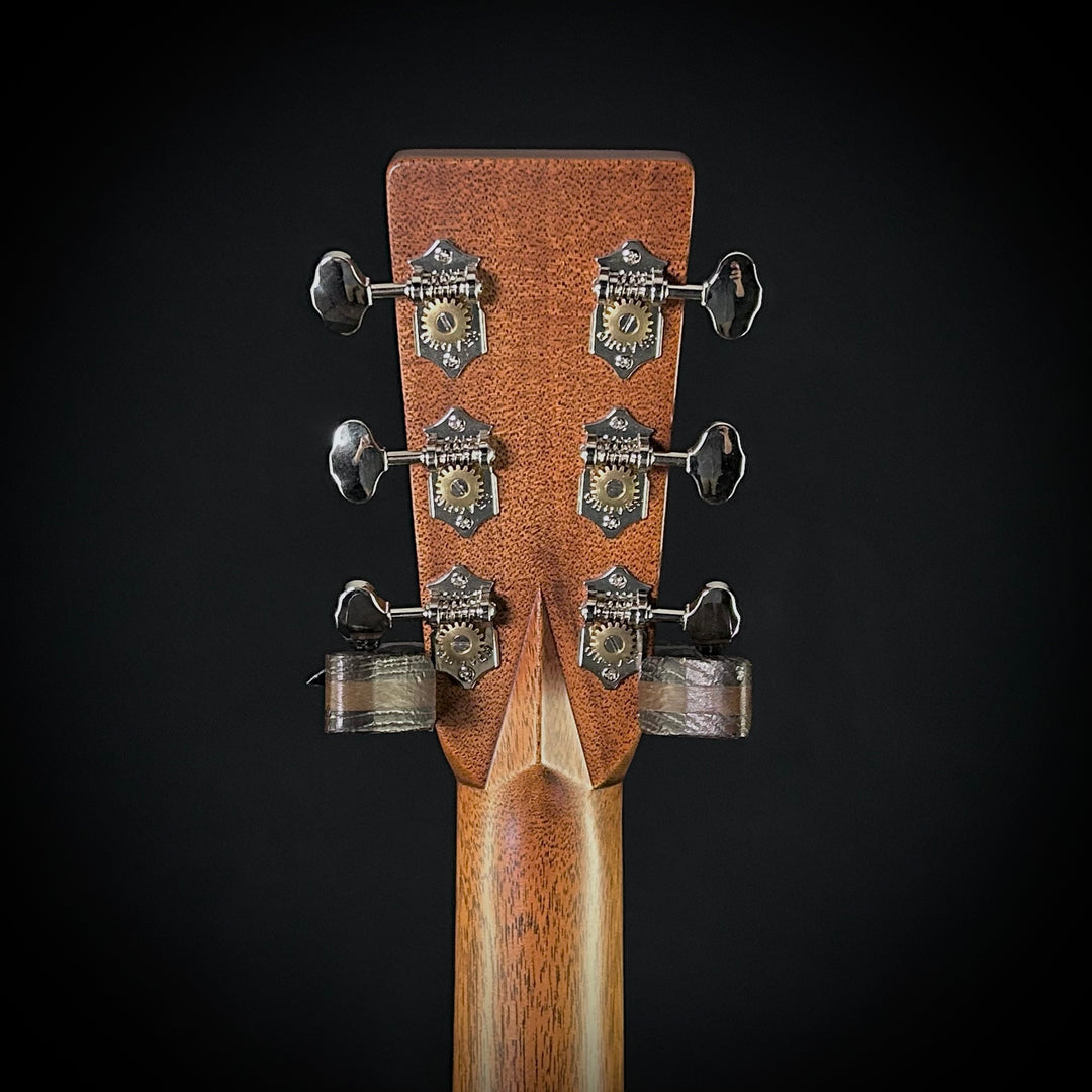 Martin D-28