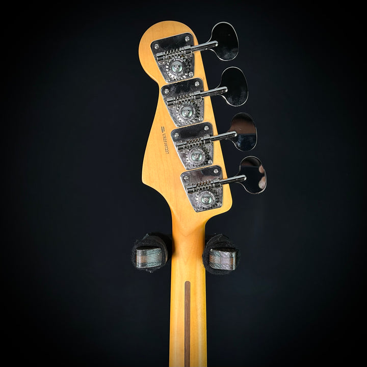 Fender American Professional Classic Jazz Bass