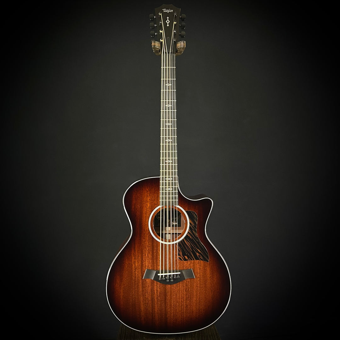 Taylor MV Custom Baritone-8 - Grand Auditorium