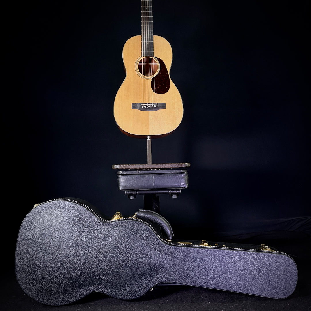 Martin Custom 18 Style - Size-2
