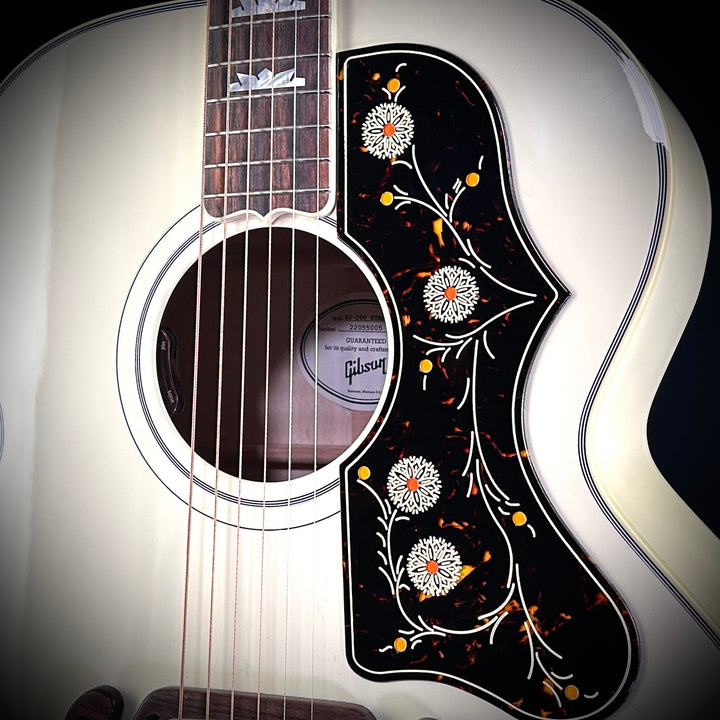 Gibson SJ-200 Standard Classic White