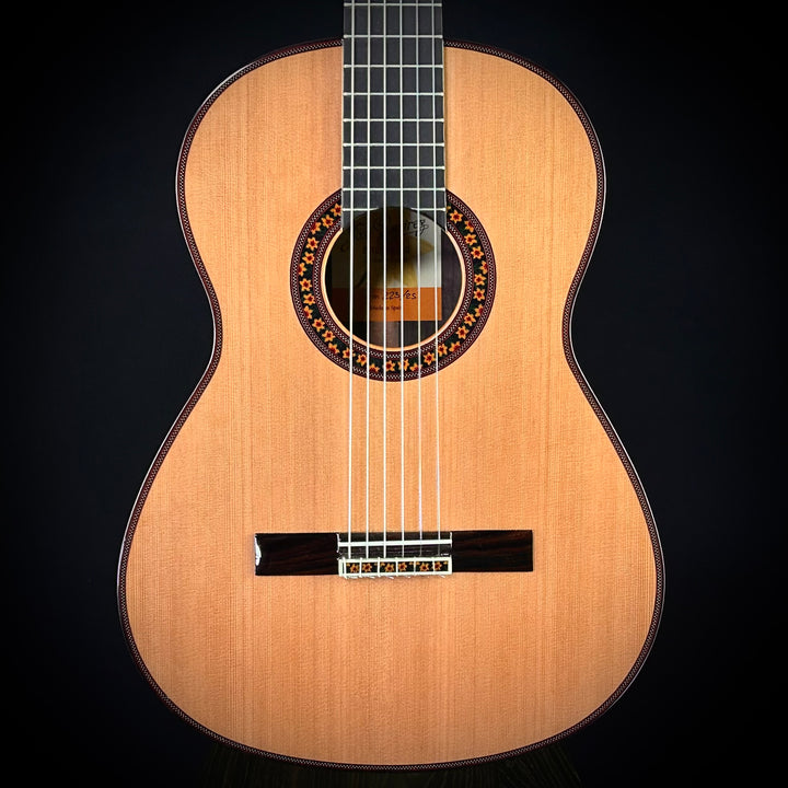 Ramirez Estudio 140 - Cedar Top Classical Guitar