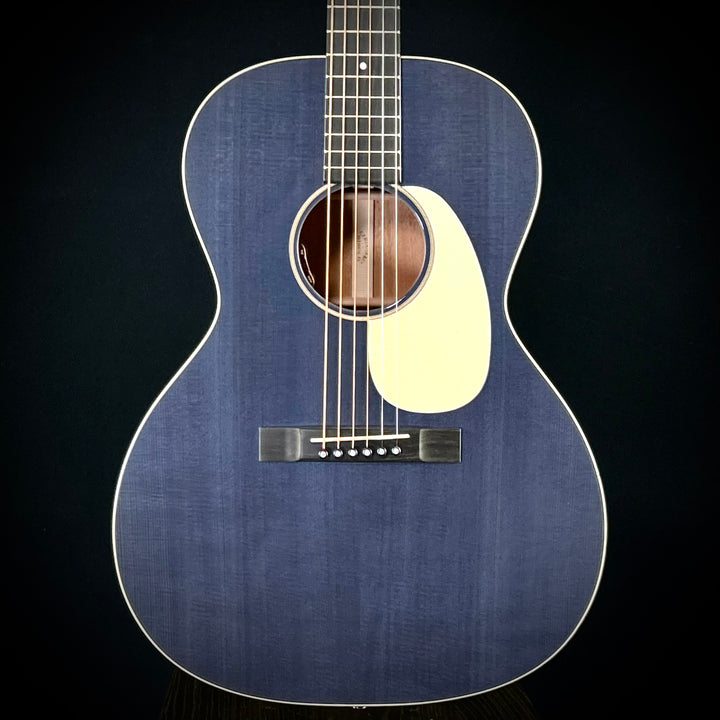 Martin 00L-16E - Blue Denim