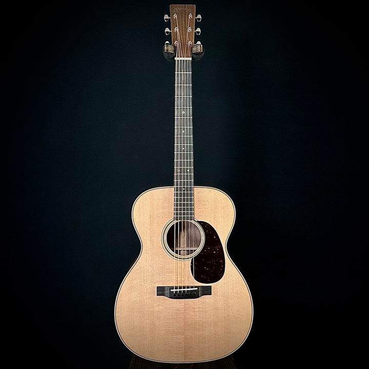 Martin Custom 000 - Black Walnut