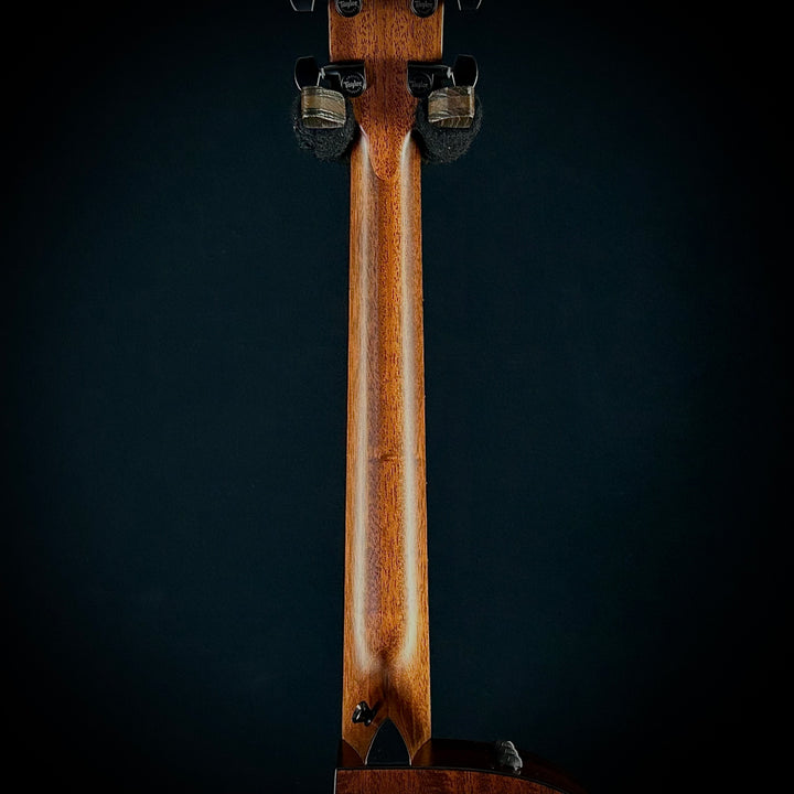 Taylor 324CE