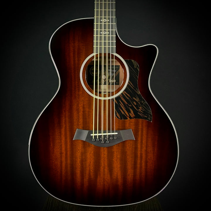 Taylor MV Custom Baritone-8 - Grand Auditorium