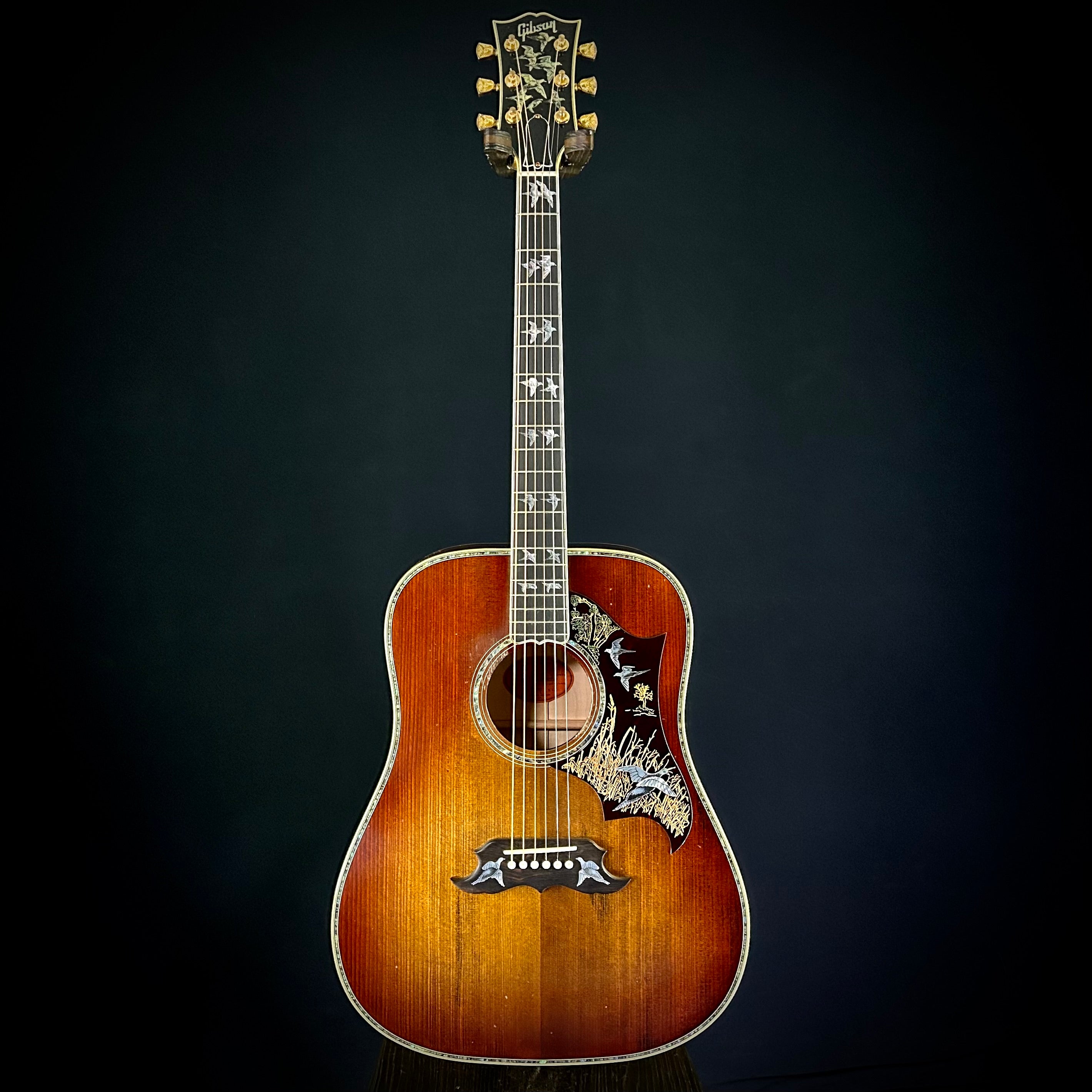 Gibson Doves in Flight Murphy Lab Light Aged - Wildfire Burst