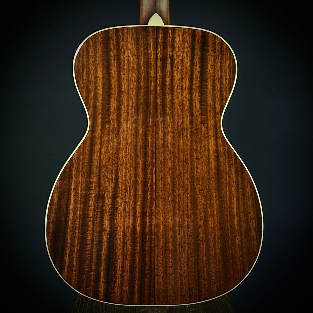 Bourgeois Downeast Series - Hog Top 0014
