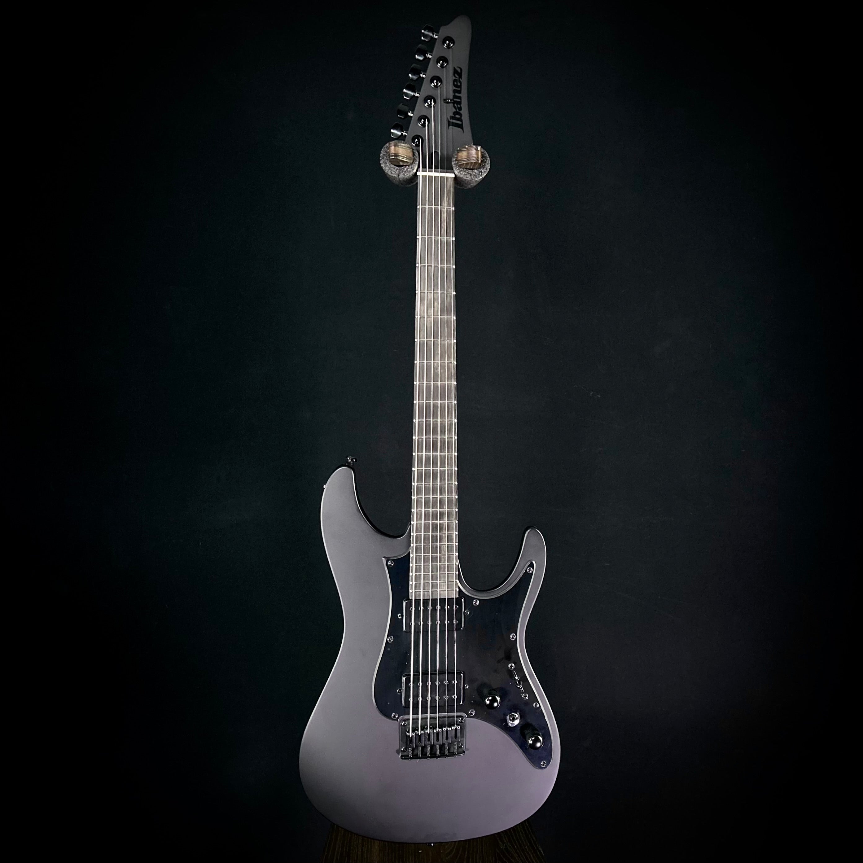 Ibanez Iron Label AZ41B1 – Music Villa MT