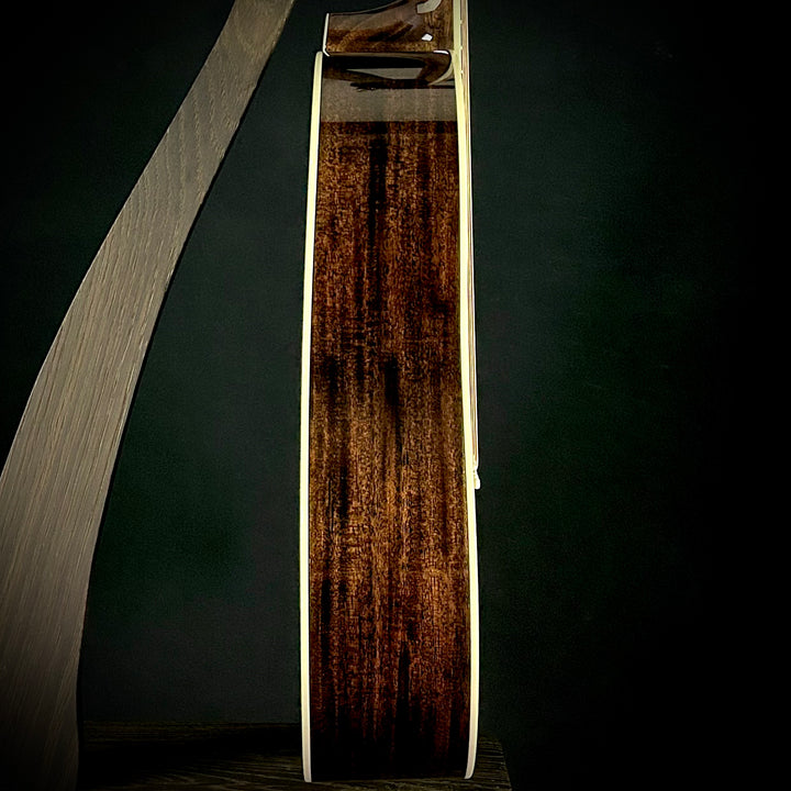 Taylor Custom Grand Pacific - Mahogany