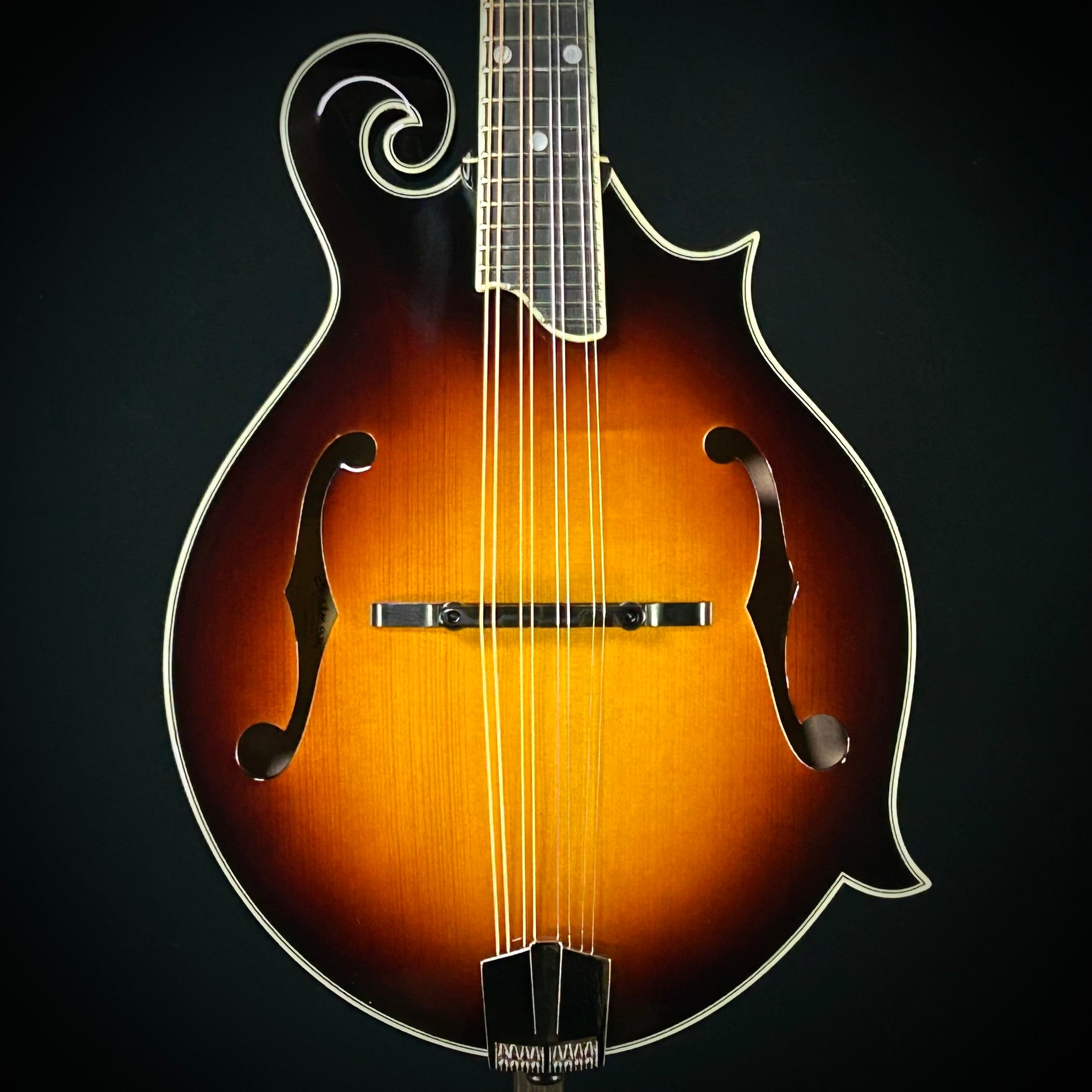 Eastman MD515 - Sunburst Finish – Music Villa MT