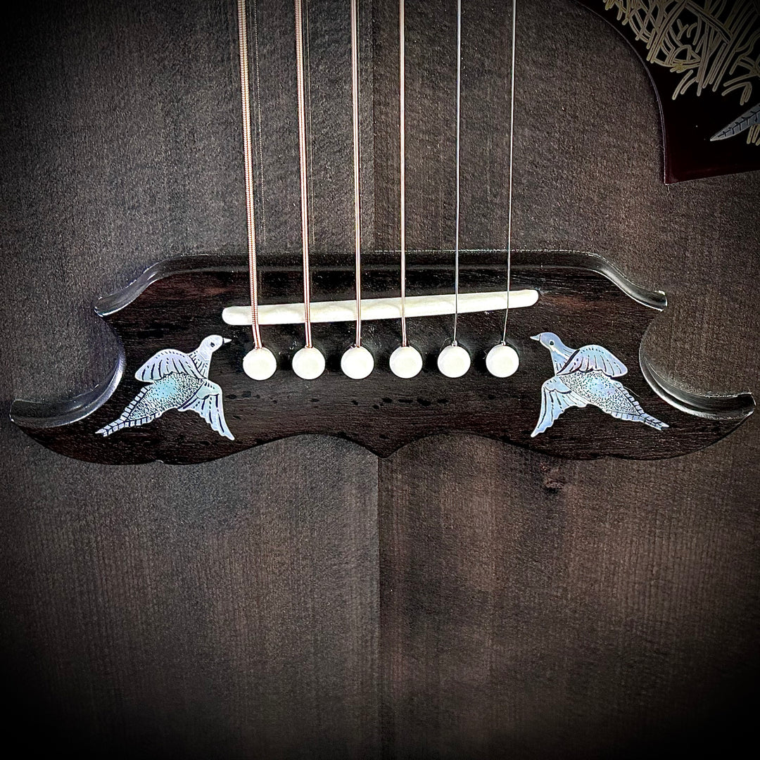 Gibson Doves In Flight - Trans Ebony