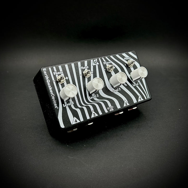 EarthQuaker Devices Four to One Mixer