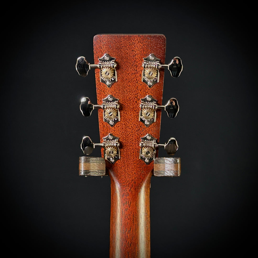 Martin 0-10E Retro - Jason Isbell