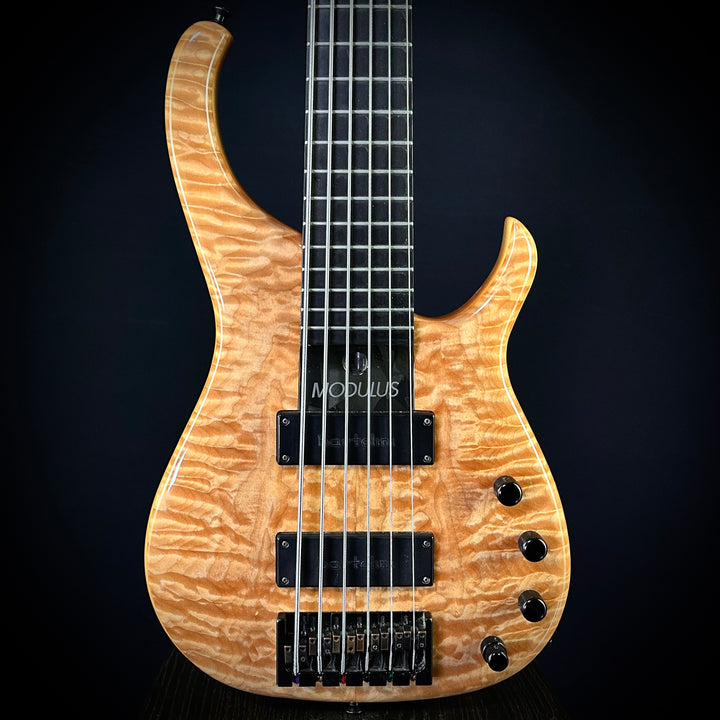 Modulus Quantum 6 Bass (USED)