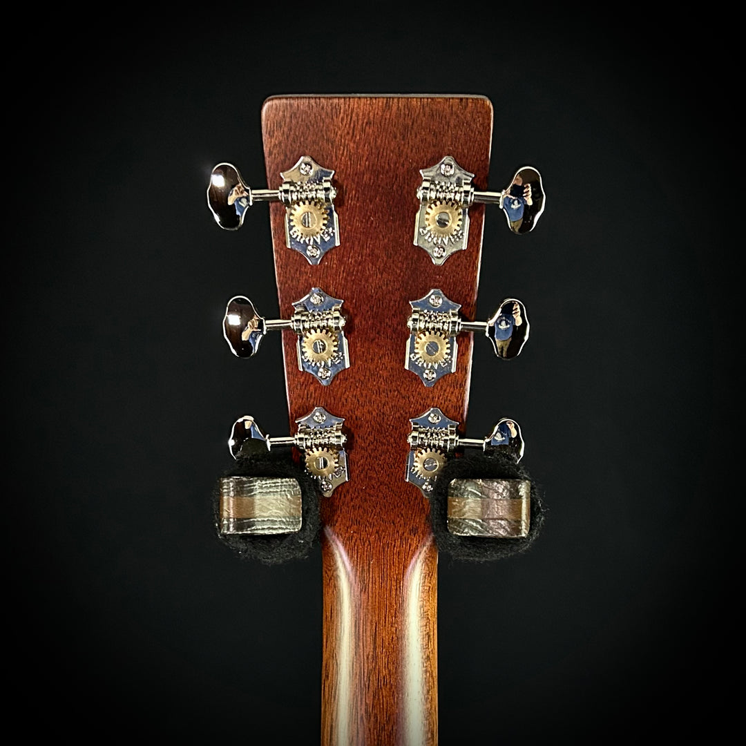 Martin 0-10E Retro - Jason Isbell