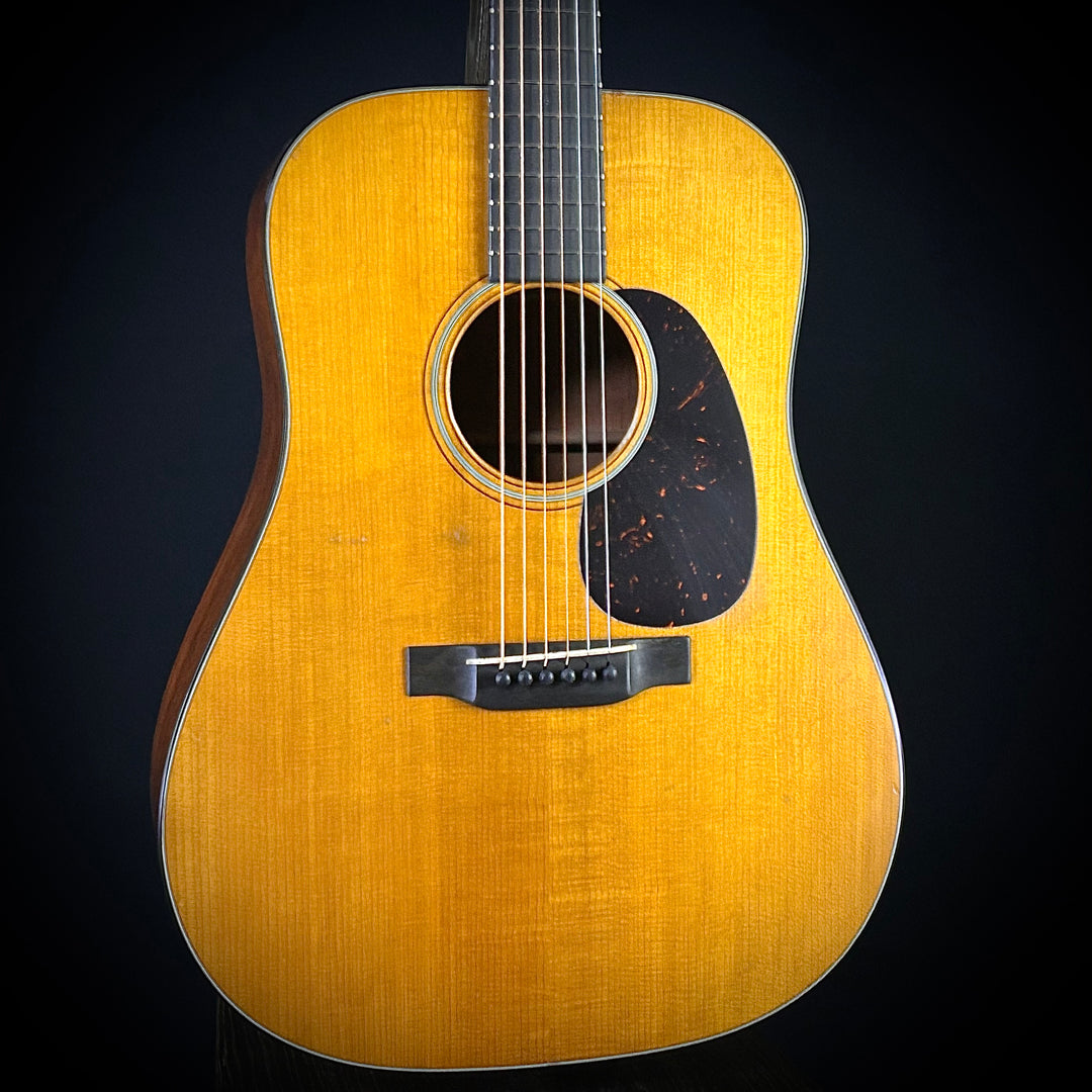 Martin D-18 Authentic 1937 - Aged