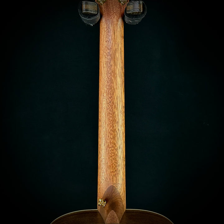 Martin D JR E Walnut - Natural Finish