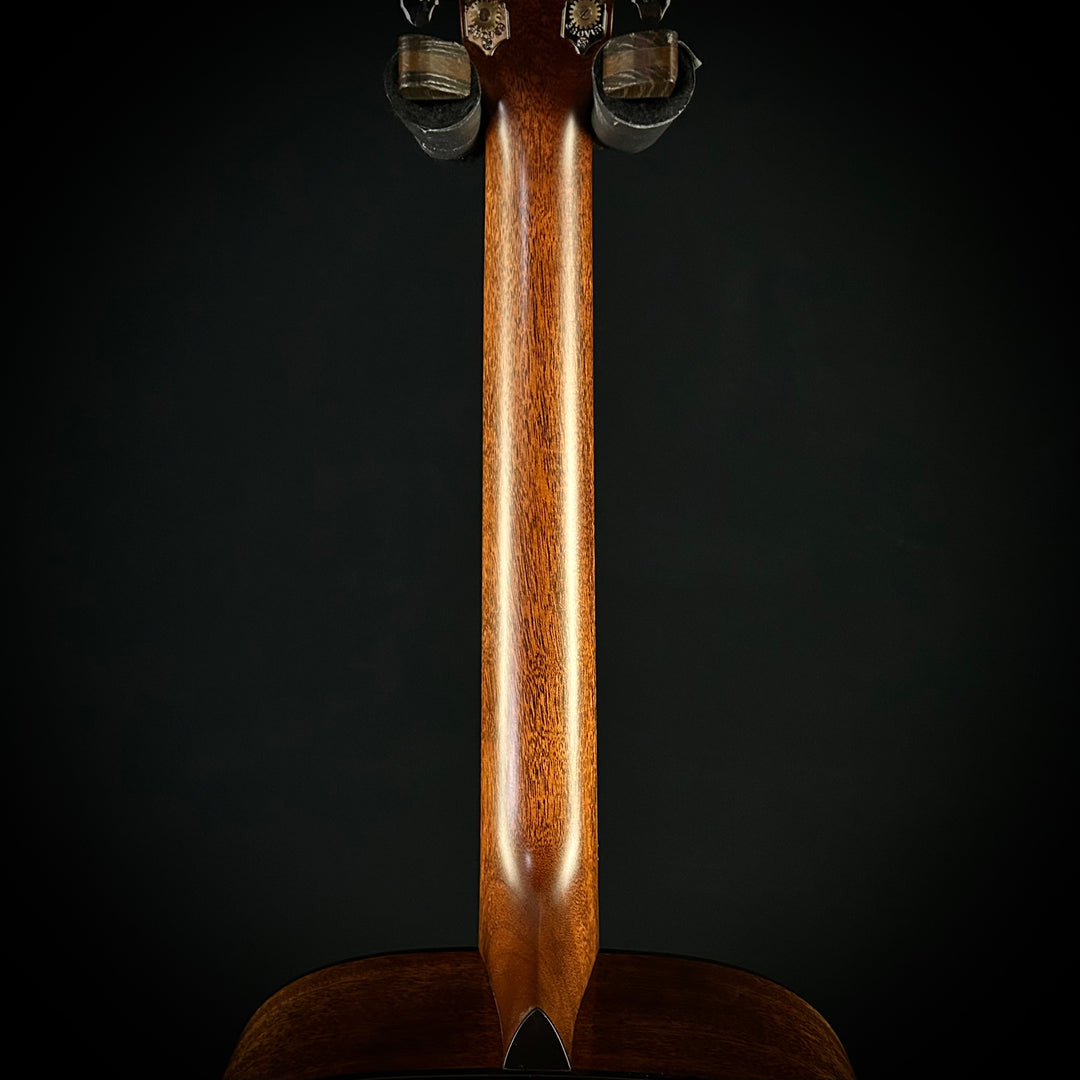 Martin D-18