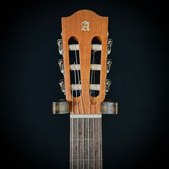 Alhambra 2F Flamenco Cedar Sycamore