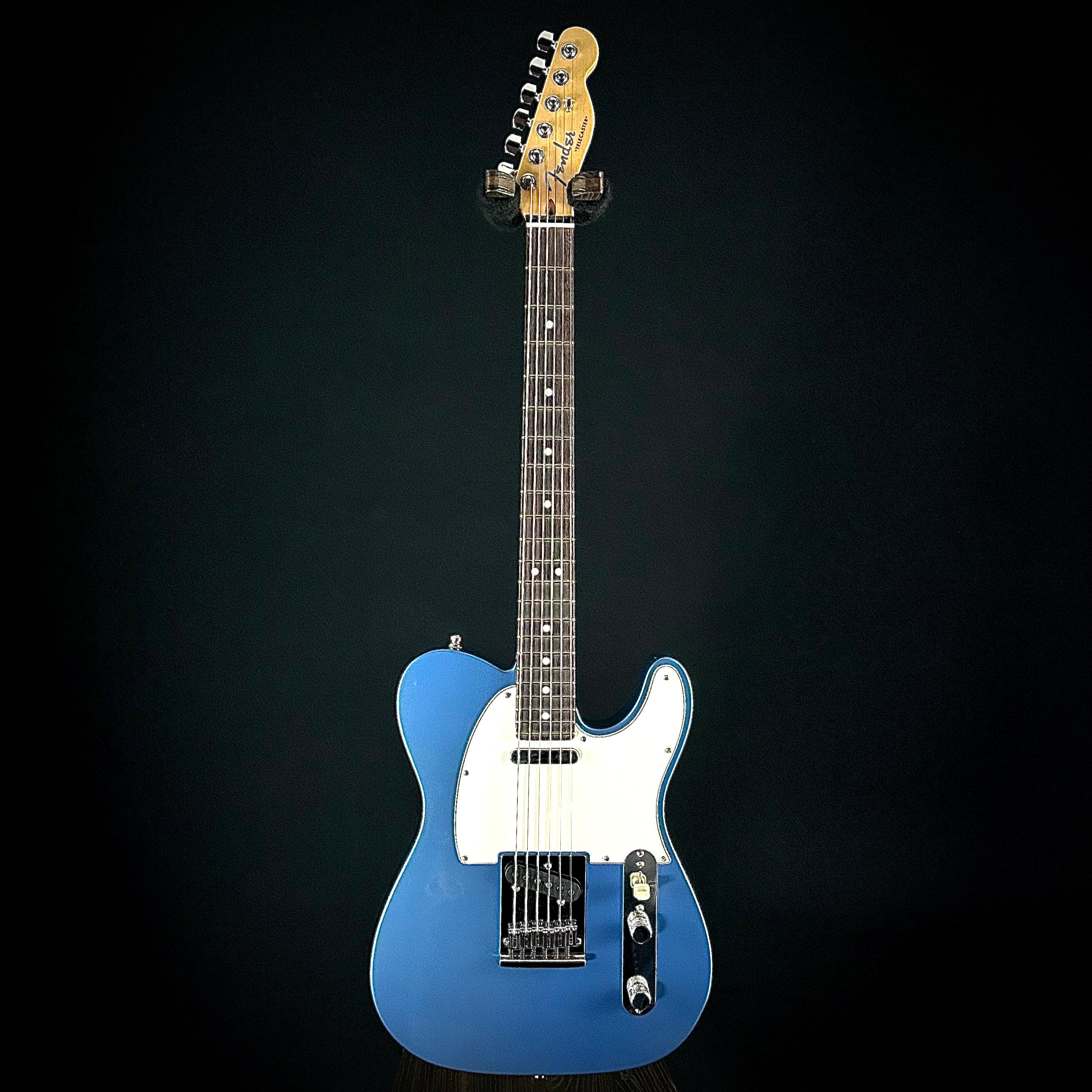 Fender Custom Shop Deluxe Telecaster NOS – Music Villa MT