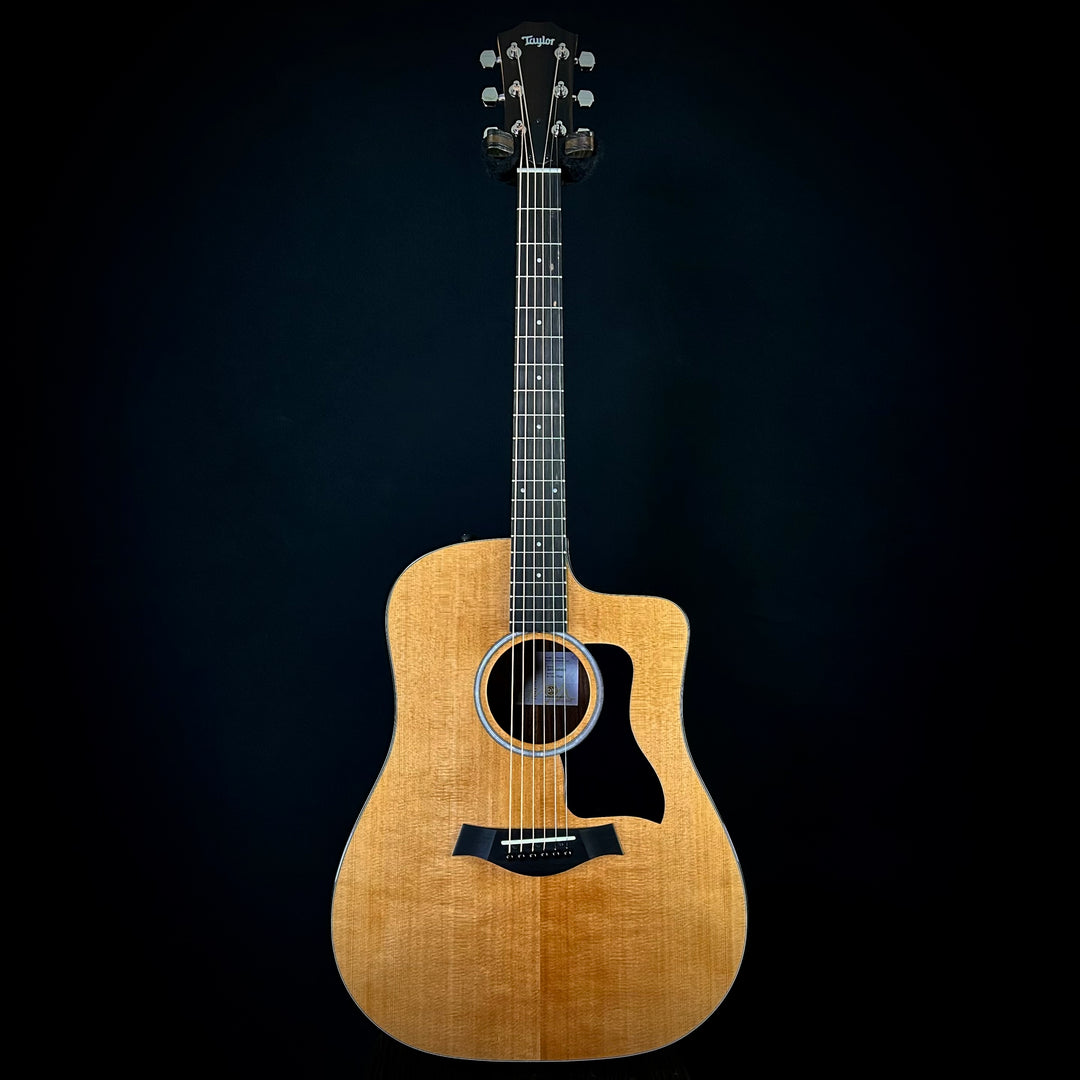 Taylor 210CE Plus