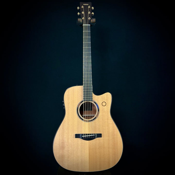 Yamaha TAG3 Cutaway - Natural