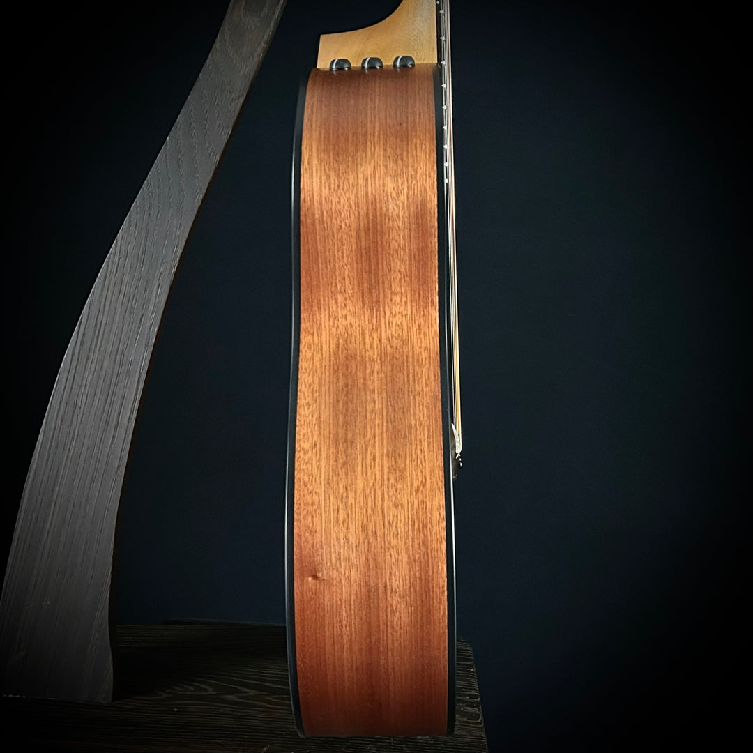 Taylor 114CE