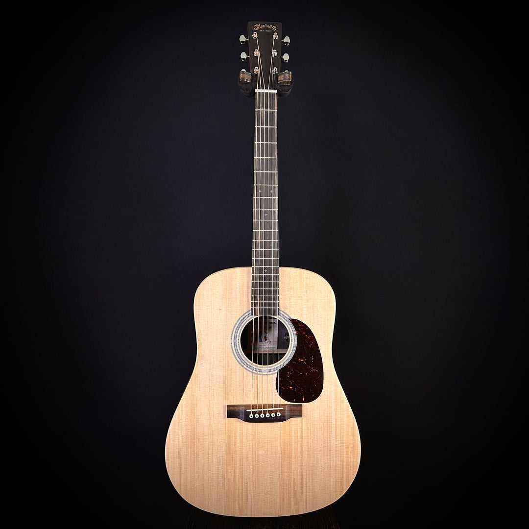 Martin D-X2E Billy Strings