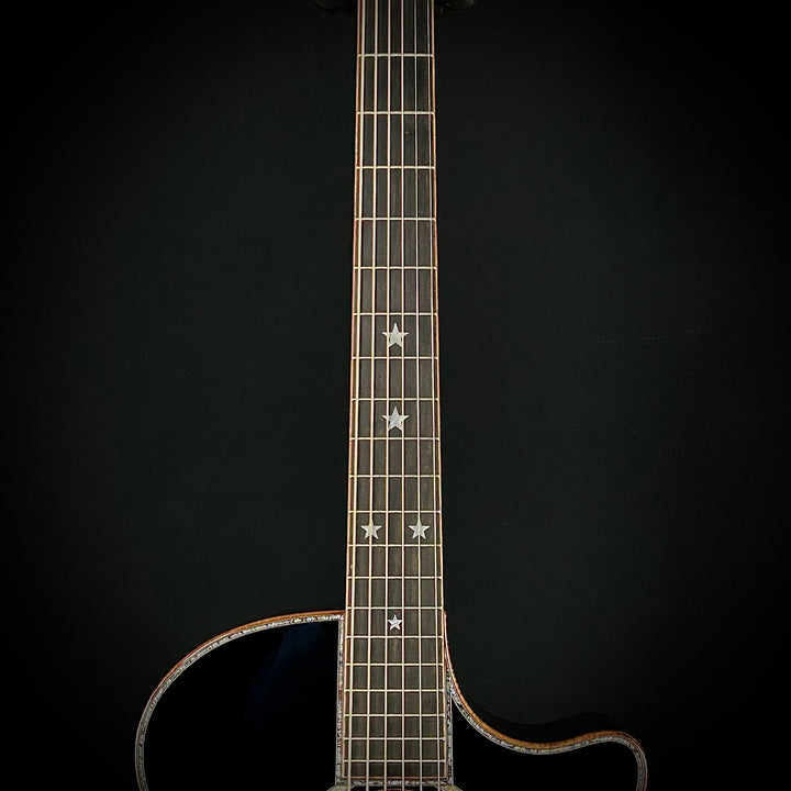 Taylor Guitars 4 Vets 814CE Special Edition