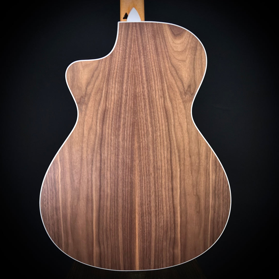 Taylor 212CE - Torrefied Spruce