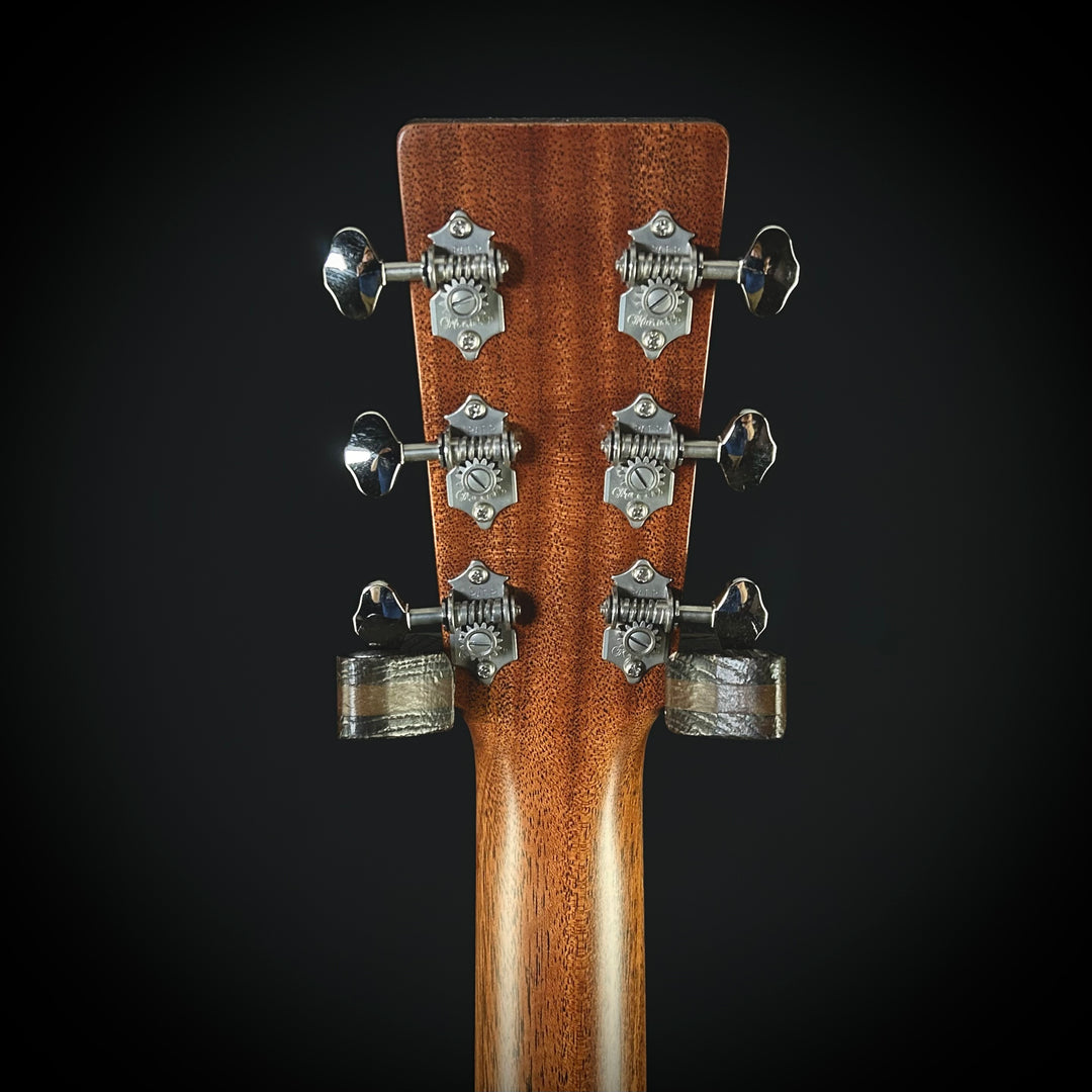 Martin Custom Shop 18 Style Dreadnought Short Scale 1 3/4" Nut
