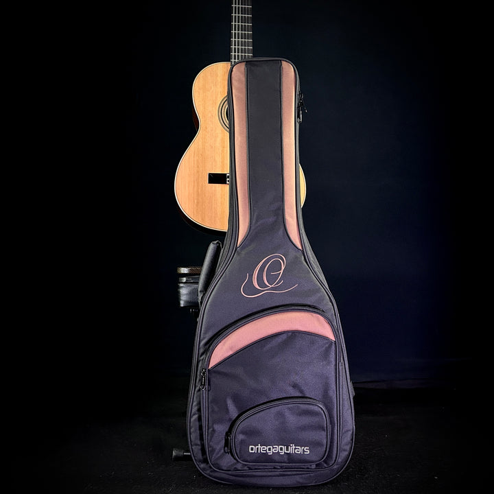 Ortega R19G - Cedar Top